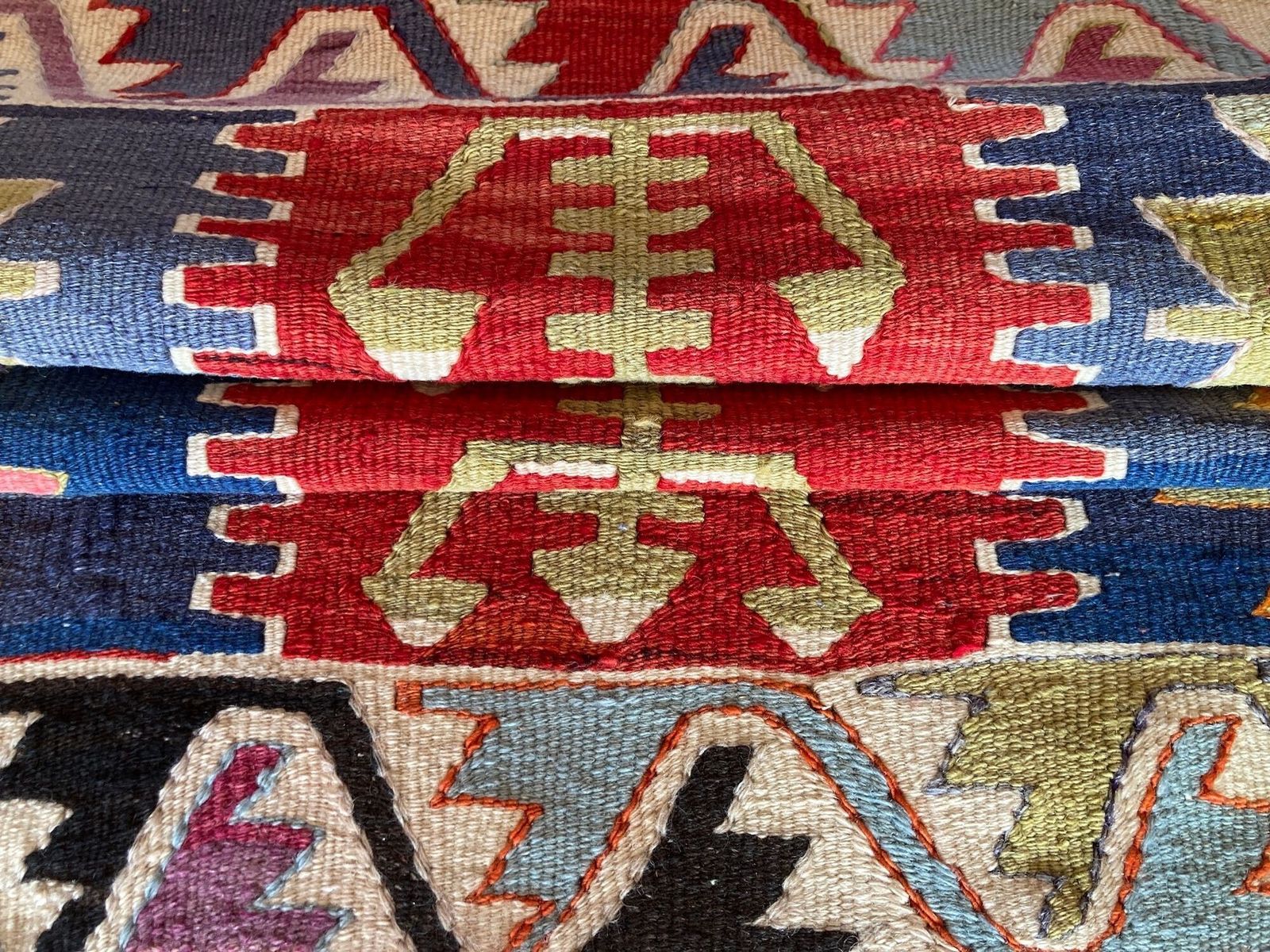 photo buy Vintage Anatolisch Kilim 1,08 m x 0,86 m