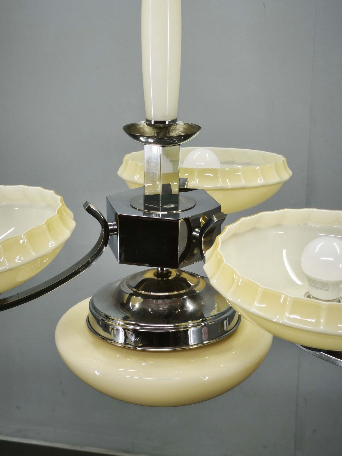 Art Deco Kroonluchter van Chroom en Champagnekleurig Glas, Tsjecho-Slowakije, jaren 1930 photo for sale