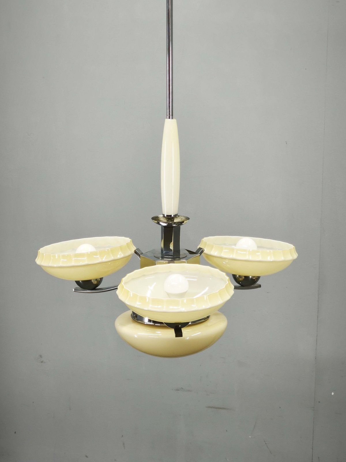 photo furniture Art Deco Kroonluchter van Chroom en Champagnekleurig Glas, Tsjecho-Slowakije, jaren 1930