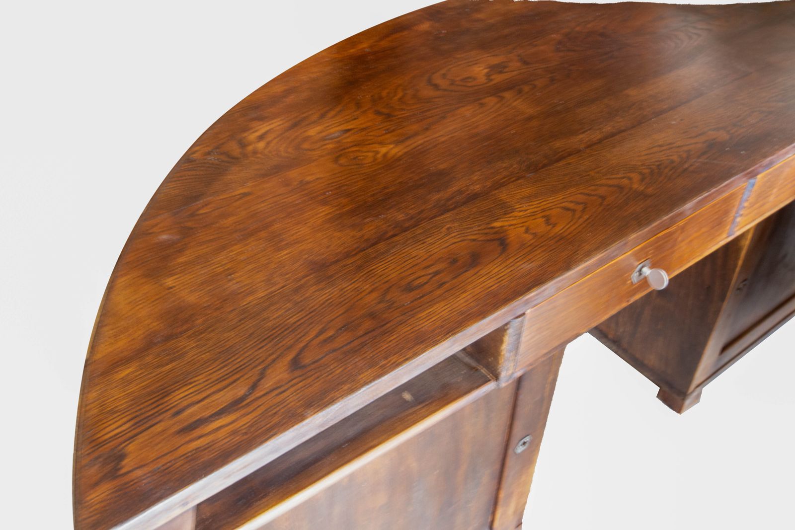 Bureau table d'écriture mid-century en chêne, forme tonneau courbée photo buy