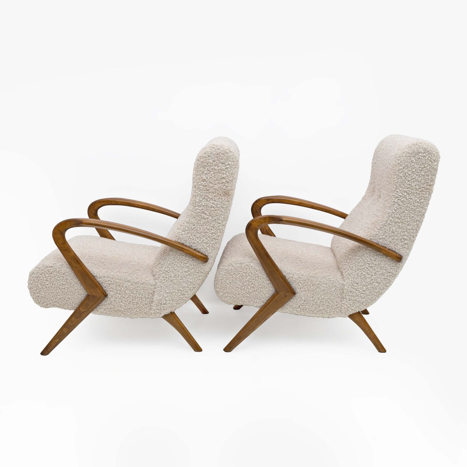 Toegeschreven aan Paolo Buffa, mid-century modern Italiaanse fauteuils in bouclé, paar photo for sale