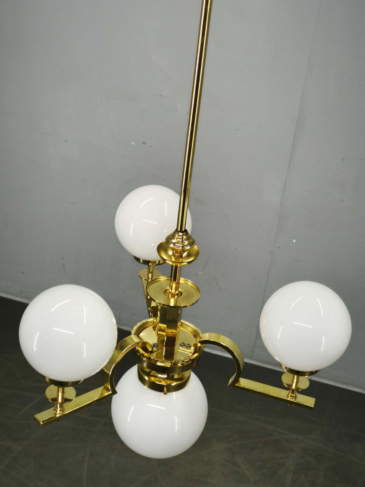 photo furniture Art Deco Messing en Opaalglobe Hanglamp uit de jaren 1930, Tsjechoslowakije