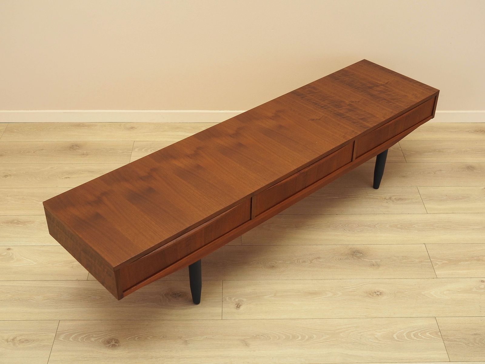 Deens Teakfineer Dressoir met Drie Lades, jaren 1970 photo buy