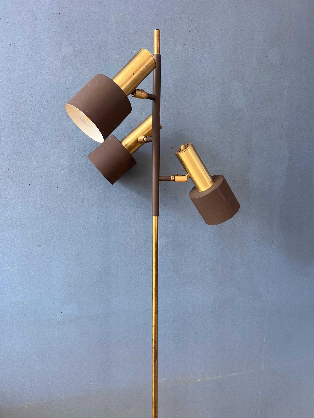 photo furniture Vintage Brown Metal Dijkstra Brass Space Age Floor Lamp