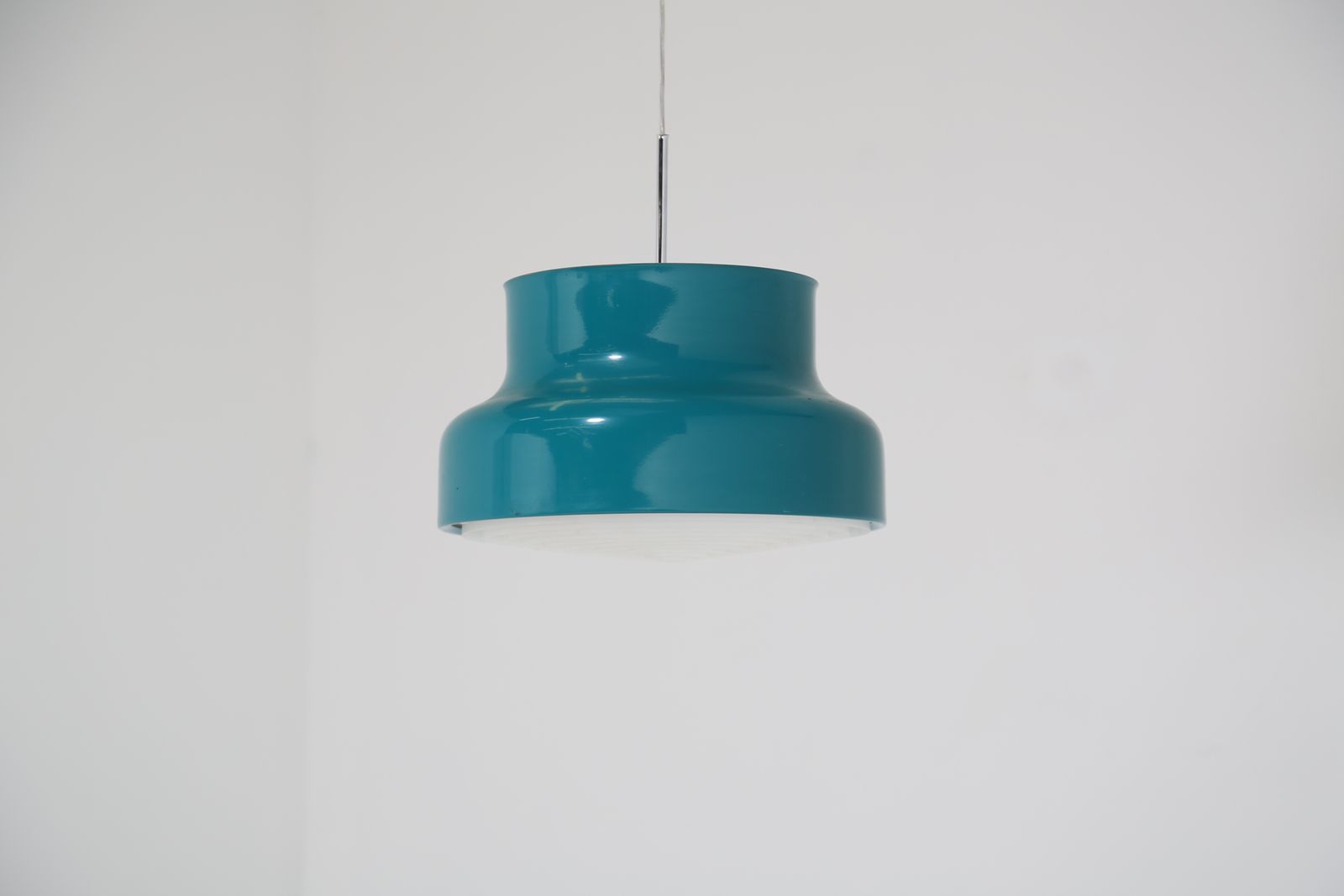 Plafonnier mid-century en métal laqué bleu-vert « Bumlingen » par Anders Pehrson pour Ateljé Lyktan, 1968 photo furniture