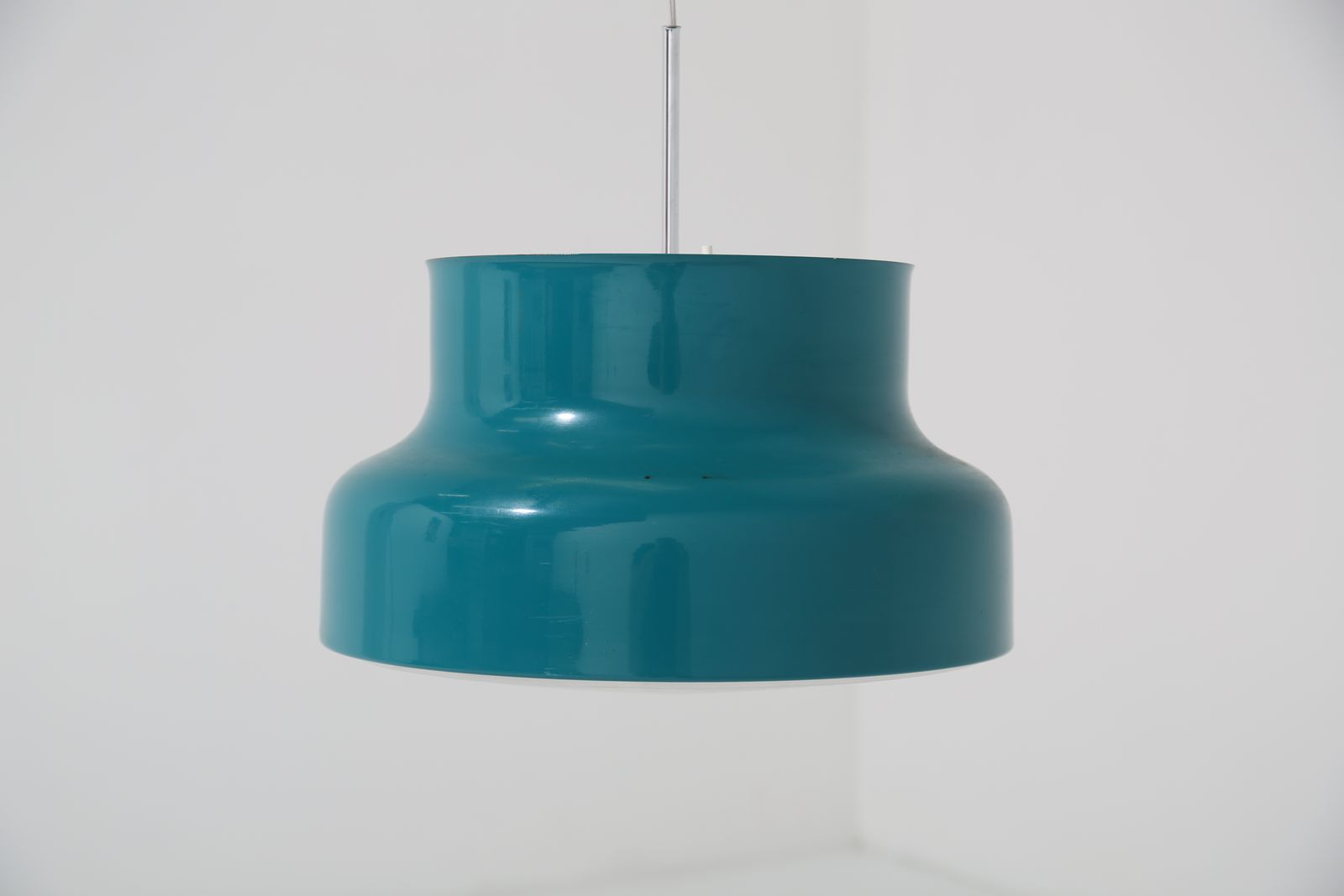Plafonnier mid-century en métal laqué bleu-vert « Bumlingen » par Anders Pehrson pour Ateljé Lyktan, 1968 photo vintage