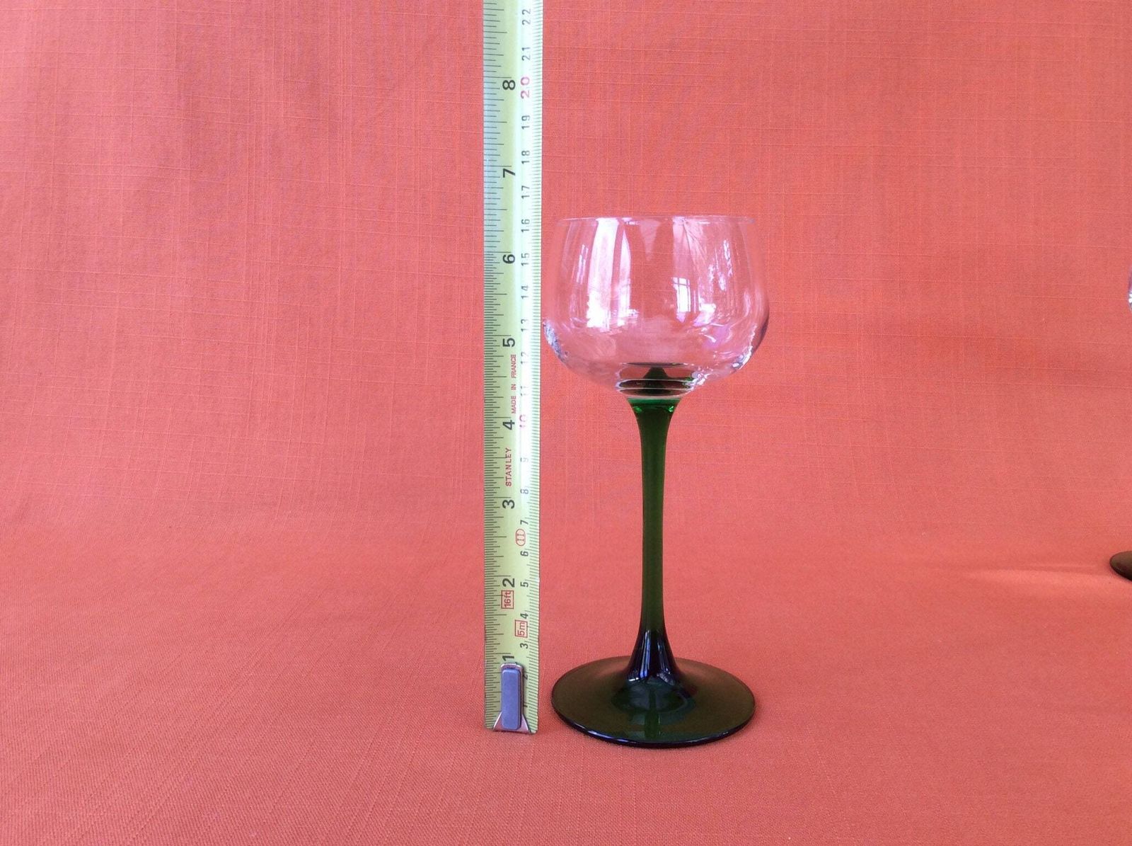 photo furniture Retro Luminarc Groene Stengelglazen, Hockglazen (Set van 6), Wijnglazen jaren 1970