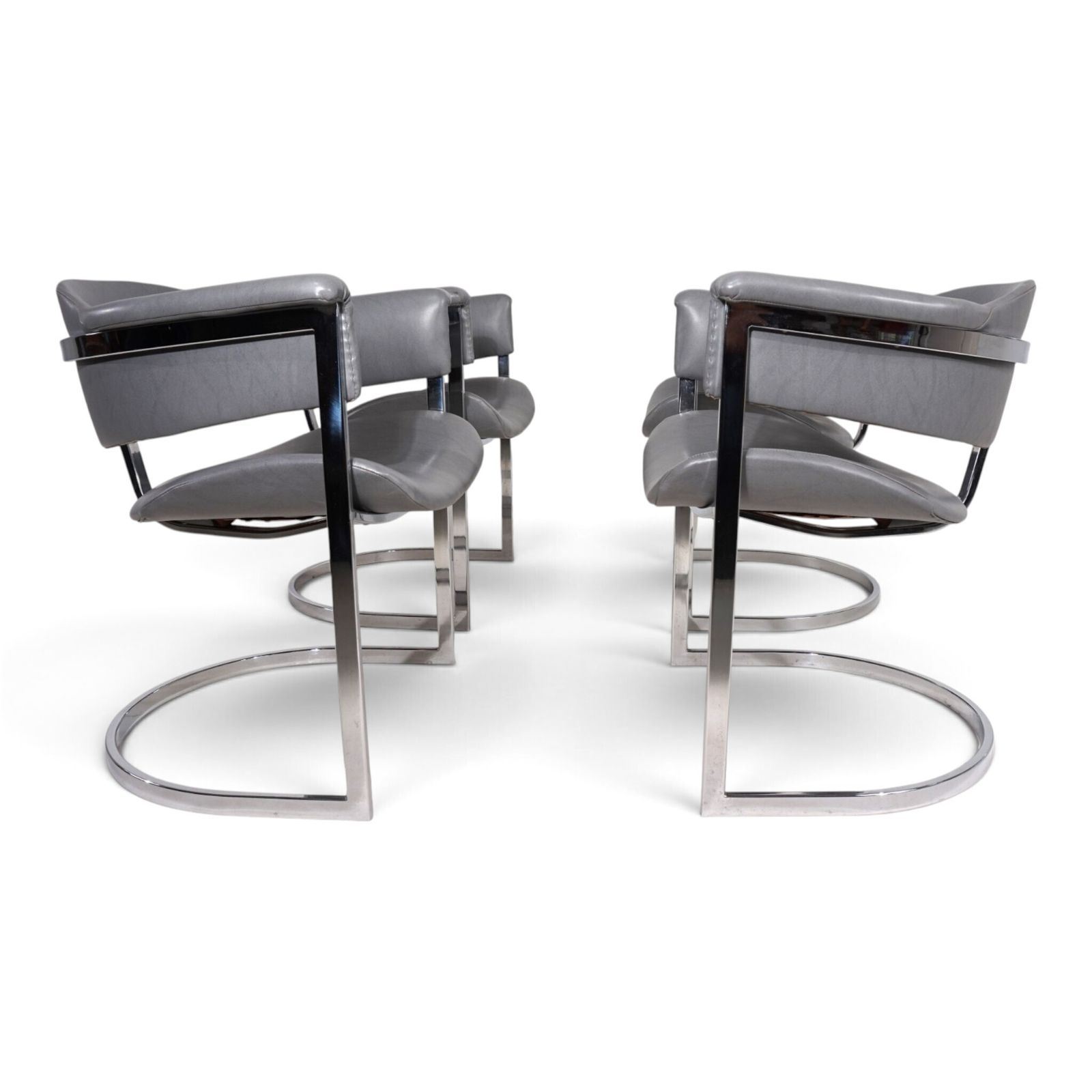 Set van 4 eetkamerstoelen van Vittorio Introini voor Mario Sabot, 1970 photo vinterior