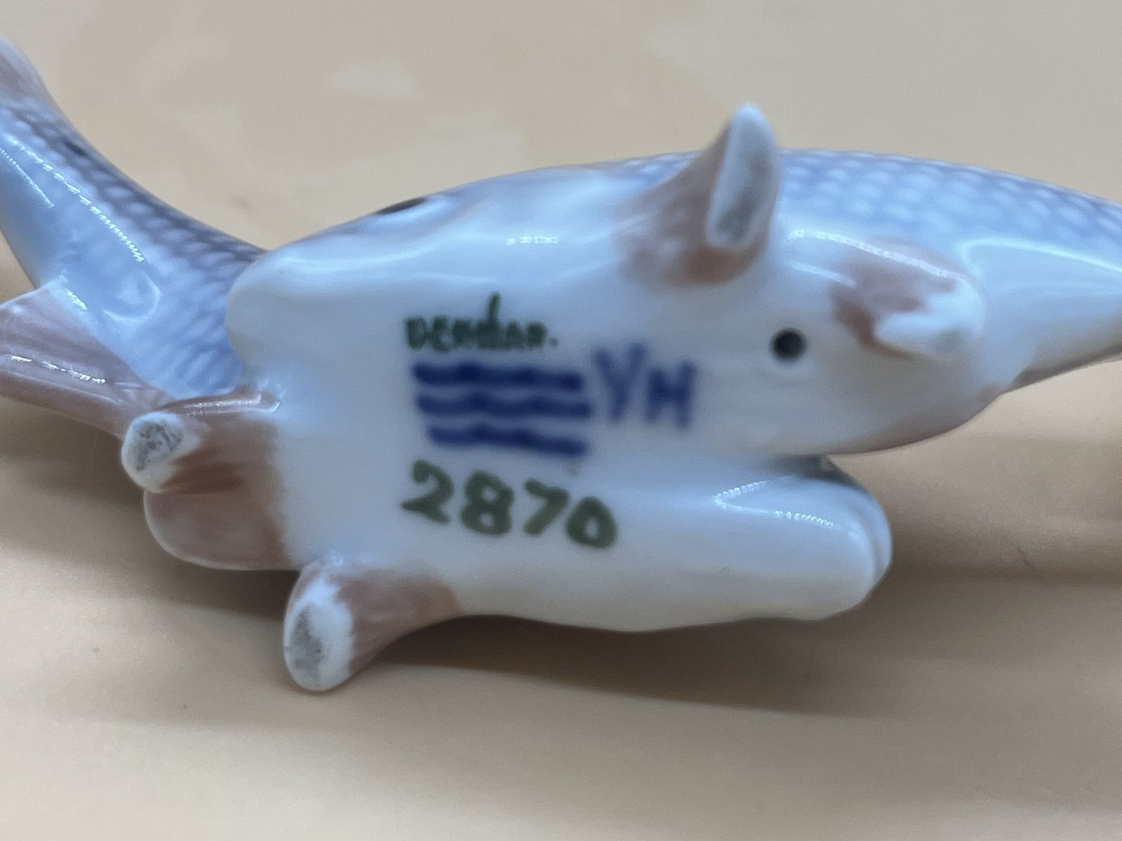 Royal Copenhagen Porcelain Minnows / Fishes Figurine. No. 2870. photo vinterior