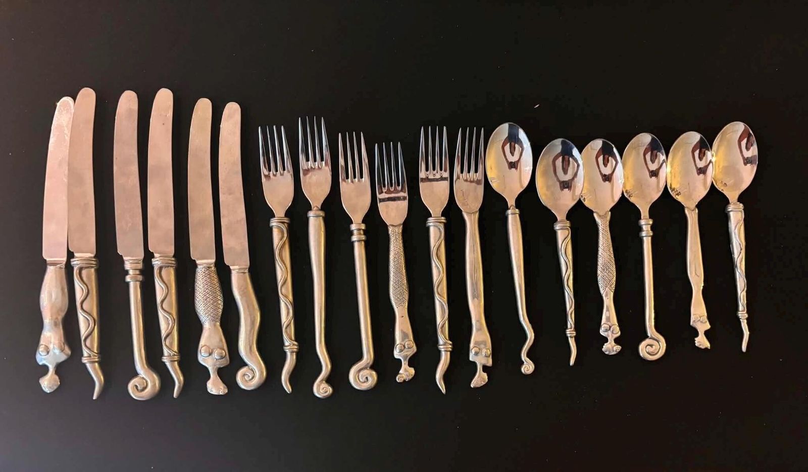 Carrol Boyes Zeldzame 18-delige Bestekset uit 1989, Vroeg Pewter Functional Art Flatware, Zuid-Afrikaans Brutalistisch Sculpturaal Tafelgerei photo 1498.0