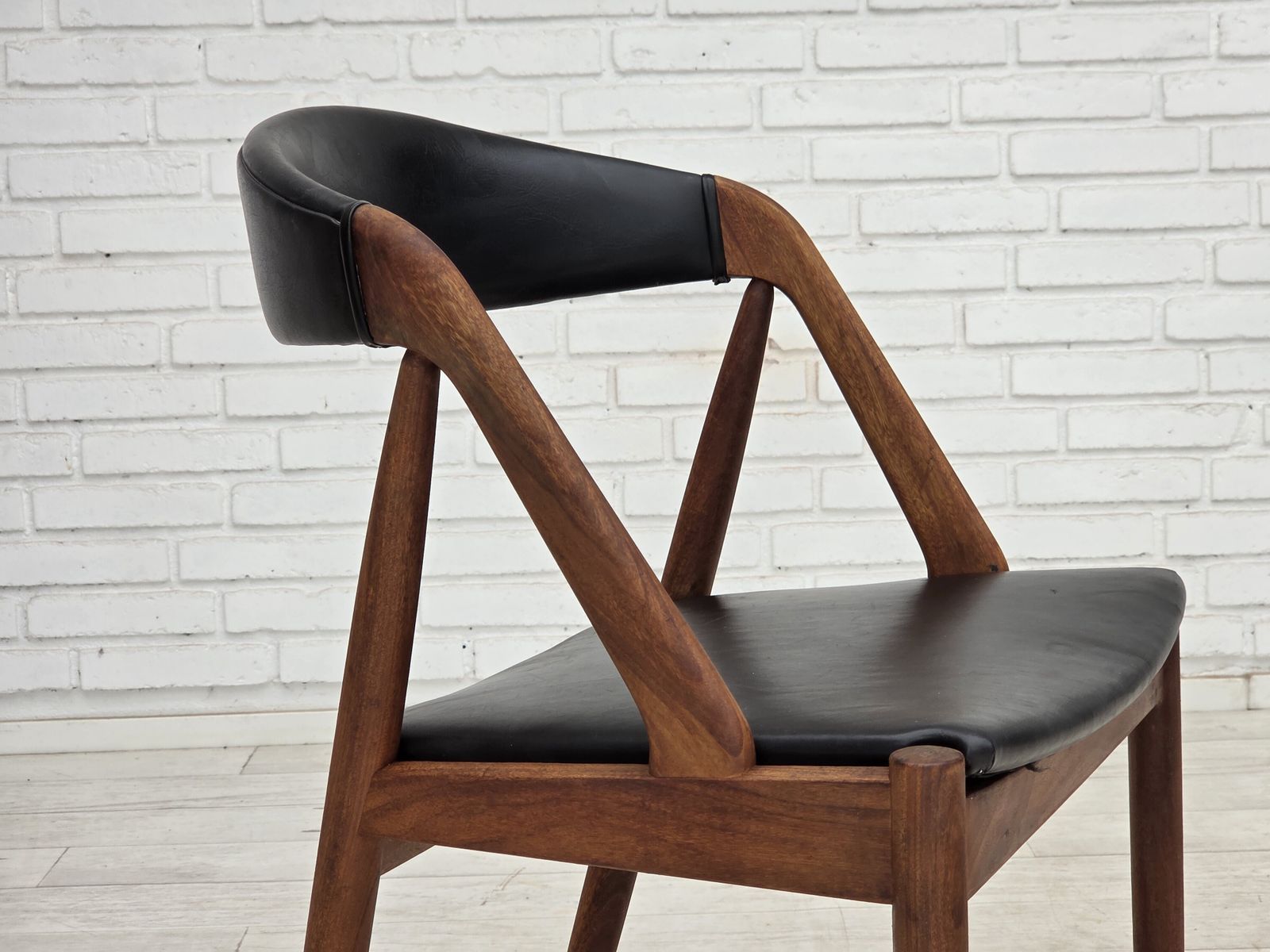 1960s, Danish Design By Kai Kristensen, Set Of 4 Armchairs, Leather, Teak Wood. photo buy