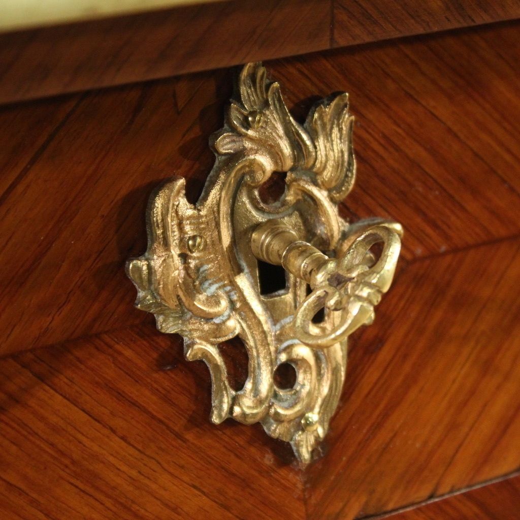 Bureau de style Louis XV, première moitié du XXe siècle photo 4300.0