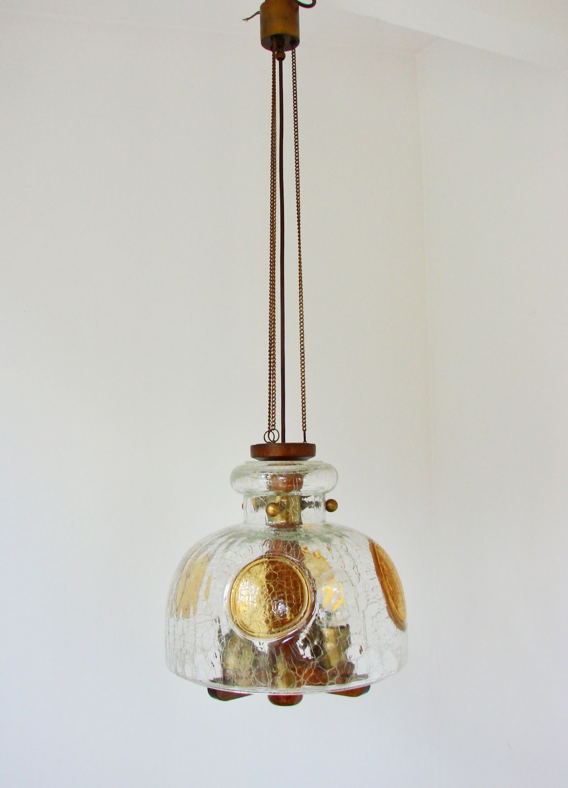 Modernistische hanglamp, jaren 1970. photo furniture