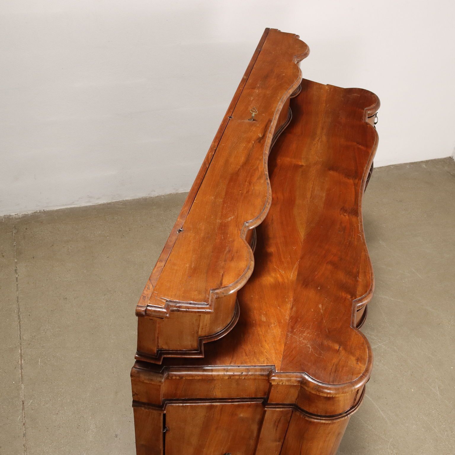 Barocchetto Dressoir Uit Het Midden Van De 18e Eeuw photo Meubels