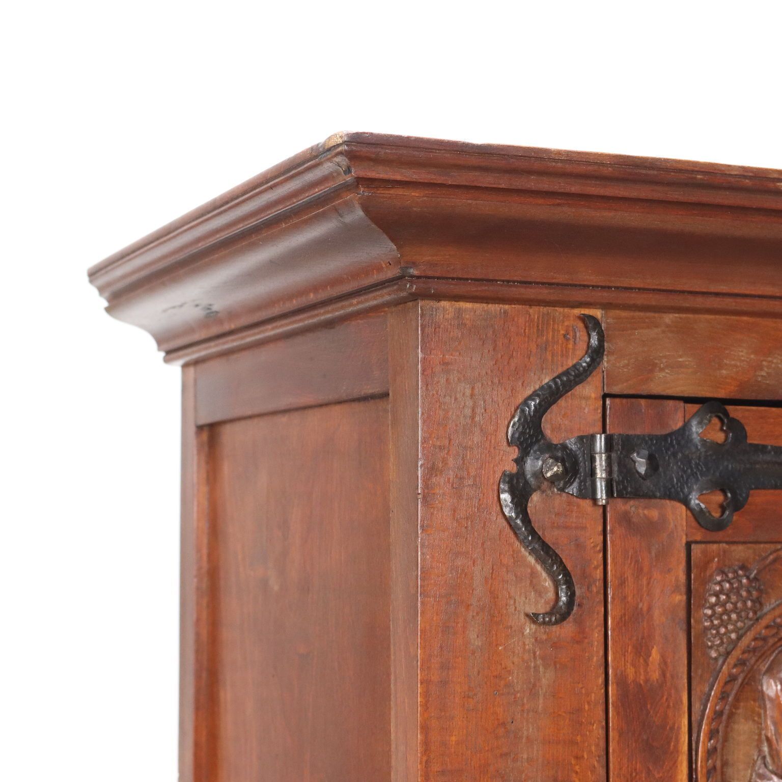 Armoire néo-Renaissance en hêtre, Italie, XXe siècle photo 360.0