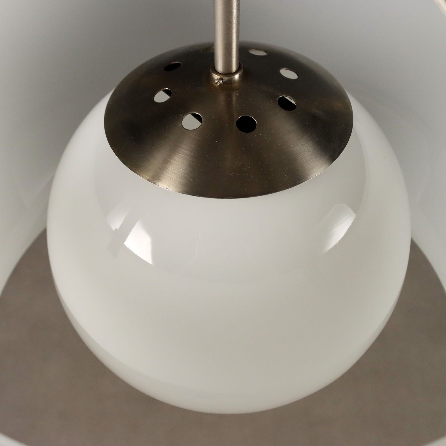 Artemide Omega Lamp Design Vico Magistretti Metaal Italië jaren 1960 70 photo buy