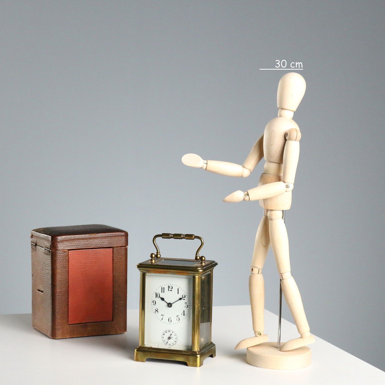 Pendule de voyage d'époque en bronze et verre avec étui, Italie, XIXe siècle photo furniture