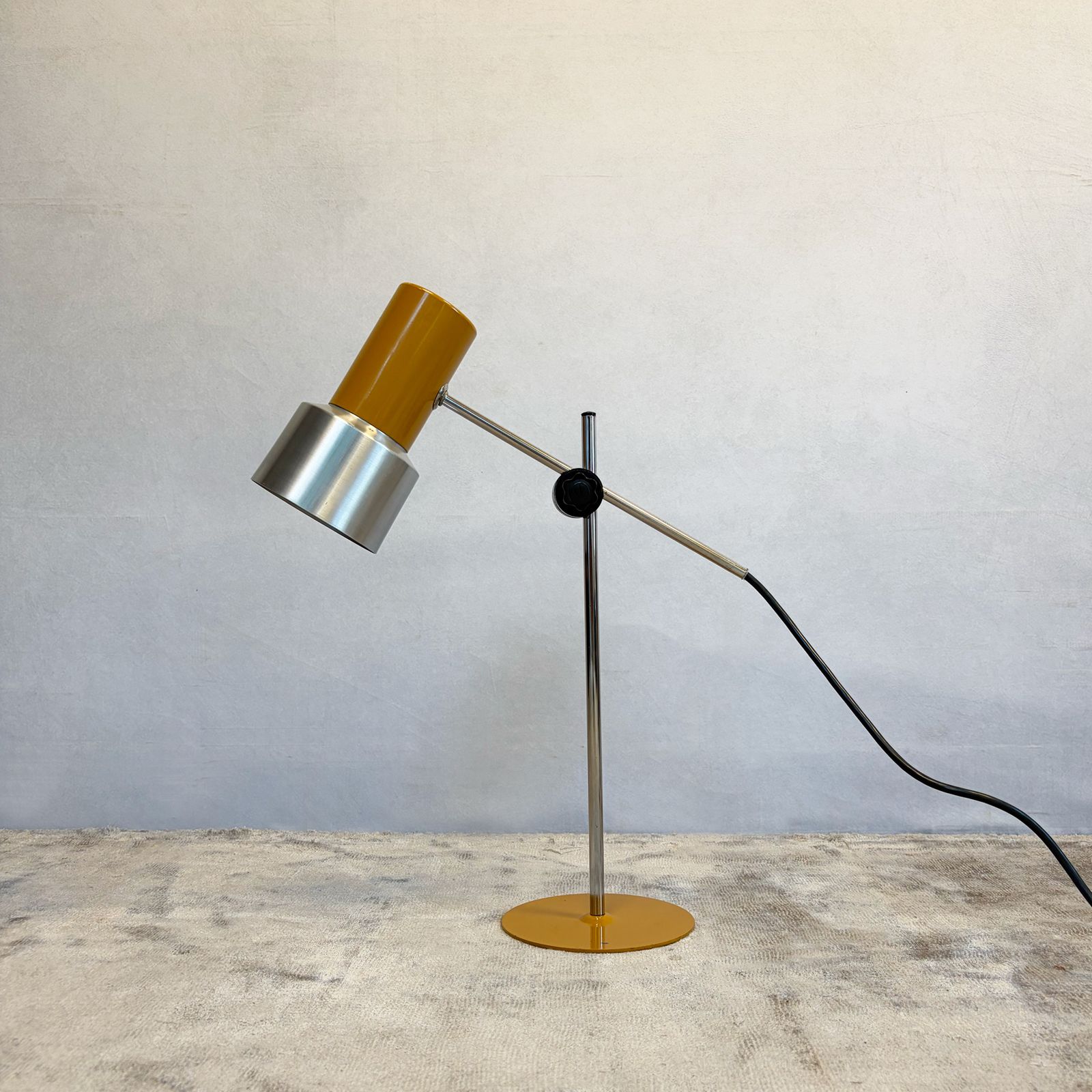 Prova Mustard Enamelled Metal And Aluminium Adjustable Desk Lamp, Italy photo Lighting