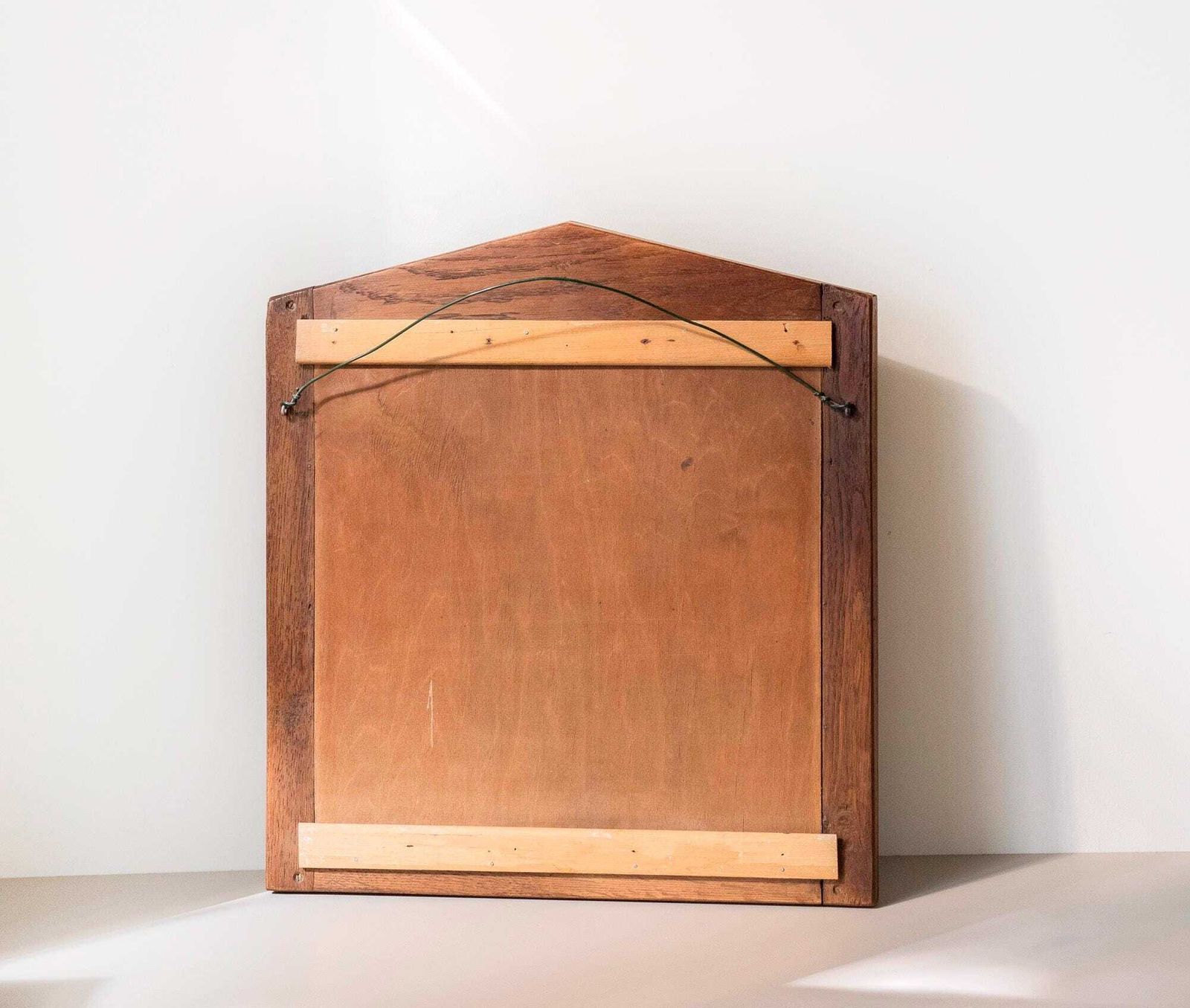 photo furniture Miroir mural d'époque, style Amsterdam School Art déco, en chêne, années 1920, à décor géométrique