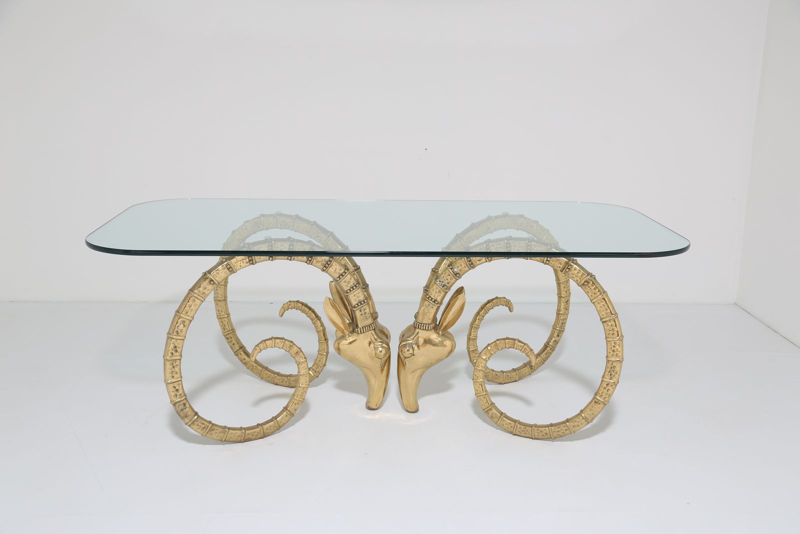 Mid-Century Modern Messing Ibex Ramshoofden Eettafel In De Stijl Van Alain Chervet, jaren 1970 photo buy
