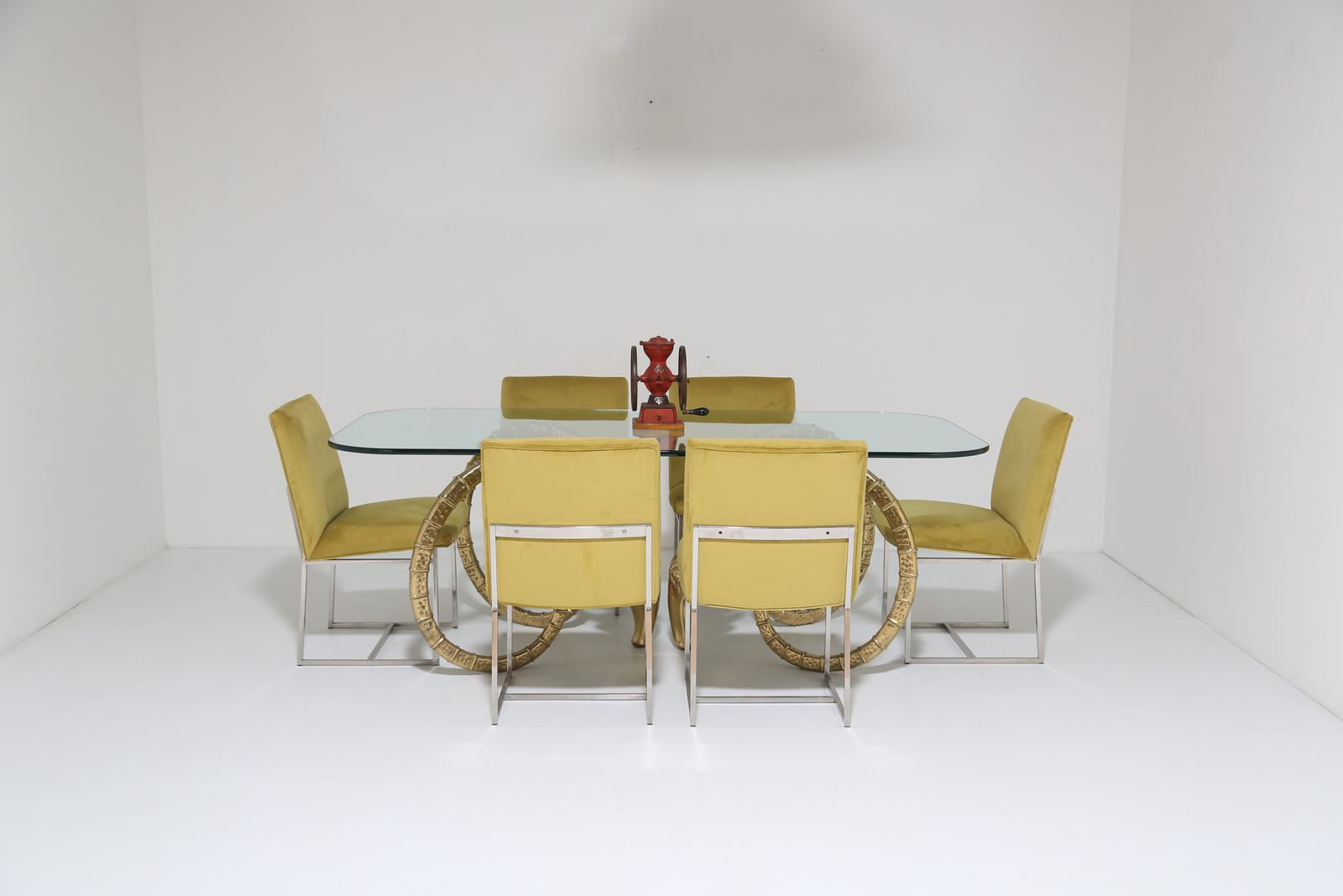 Meubels Mid-Century Modern Messing Ibex Ramshoofden Eettafel In De Stijl Van Alain Chervet, jaren 1970 photo