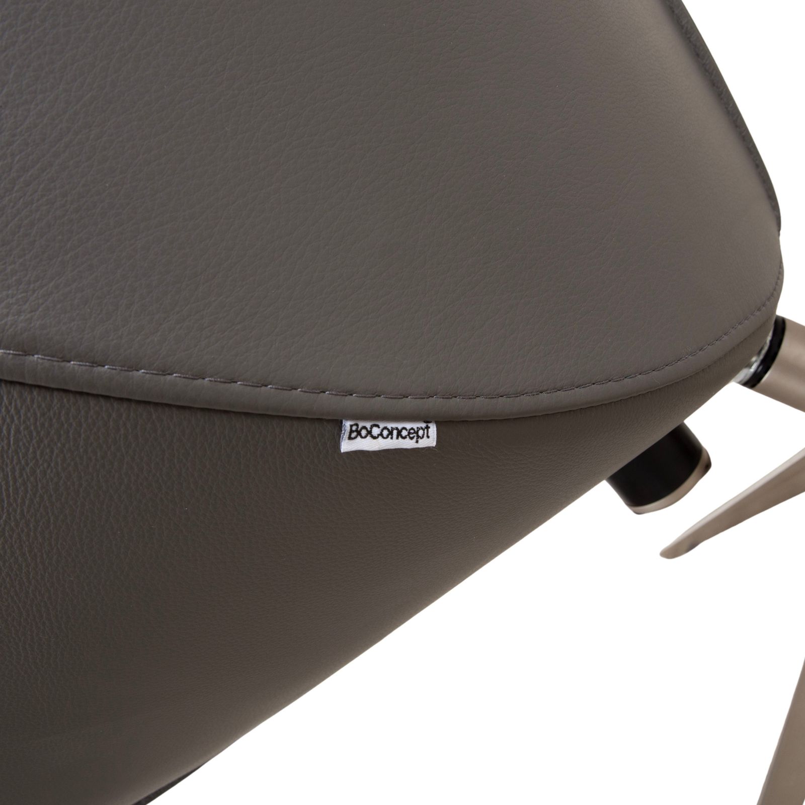 Meubels Boconcept Boston Leren Fauteuil Set Grijs Bruin Taupe Estoril Semi-Aniline Leer 0959 Manuele Draai- en Schommelfunctie photo
