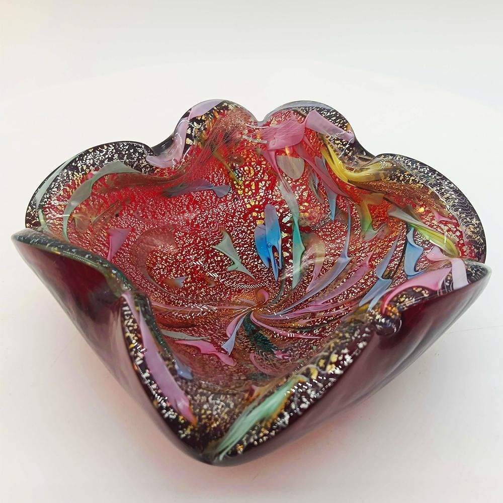 Cendrier en verre de Murano Tutti Frutti, années 1950, par Dino Martens. Fabriqué en Italie. 13 cm / 5,11 pouces photo for sale