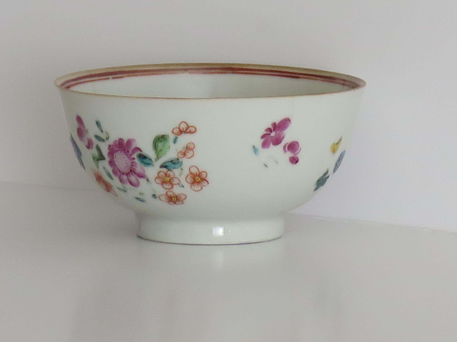 Met de hand beschilderd Chinees exportporselein, Famille Rose, Qing, 1780. photo for sale