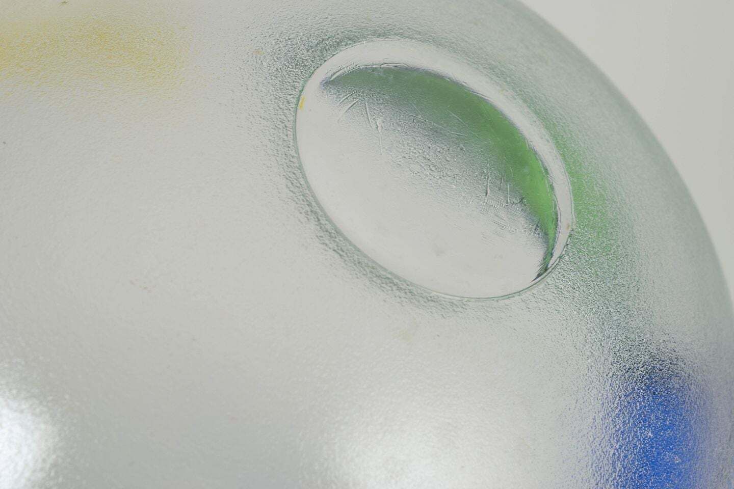 Ulrica Hydman Vallien For Kosta Boda. Large Glass Bowl With Fruit Motif, 1980s. photo Home Decor