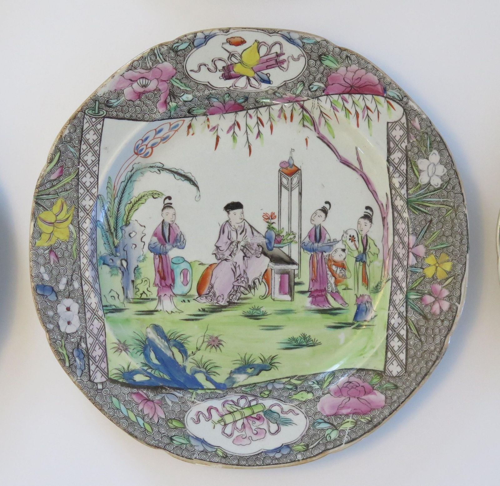 photo vinterior Antique Harlequin Set Of Six Mason's Ironstone Dinner Plates, 1818.