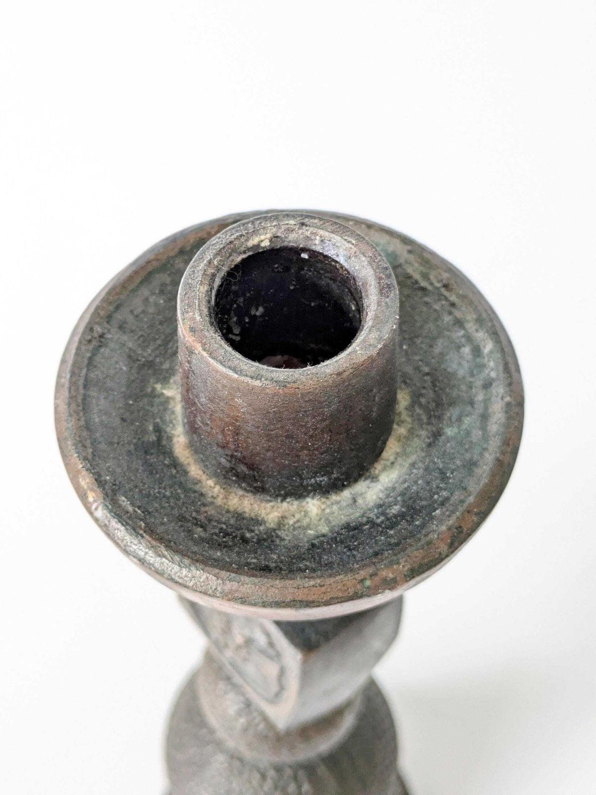 108.0 Vintage Brutalist Gegoten Metalen Kandelaar jaren 1960, Vogel Zon Sculptuurobject photo