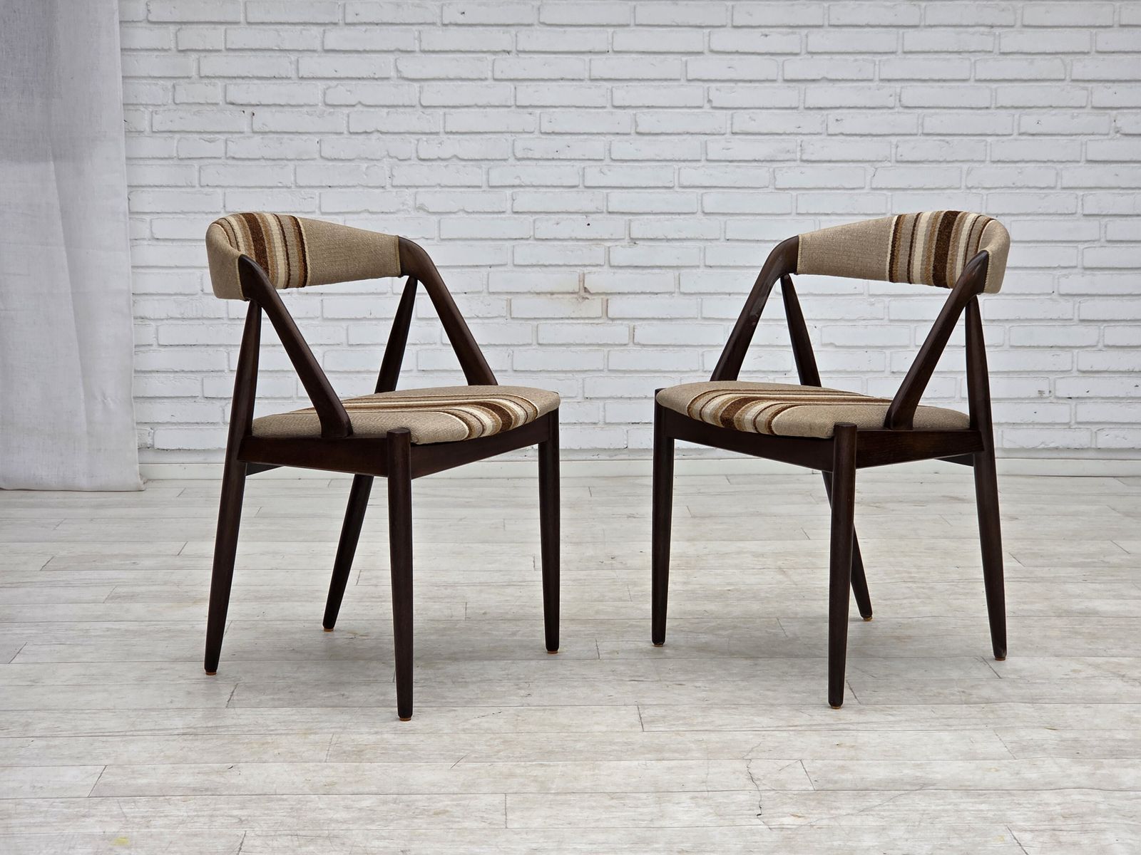 jaren 1960, Deens design van Kai Kristensen, model 31, paar fauteuils. photo Meubels