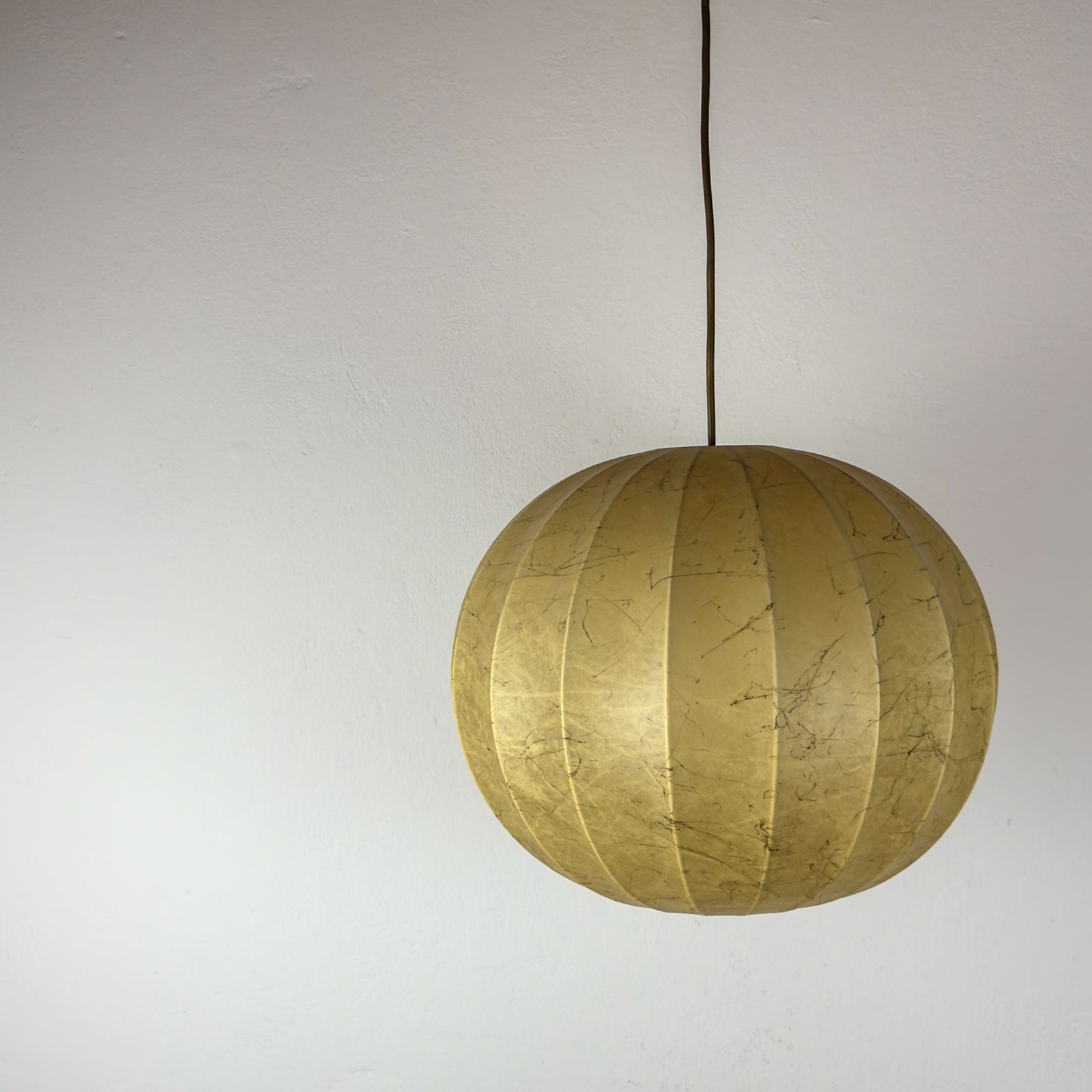 photo vintage Cocoon Hanglamp van Friedel Wauer voor Goldkant Leuchten, Duitsland ca. jaren 1960