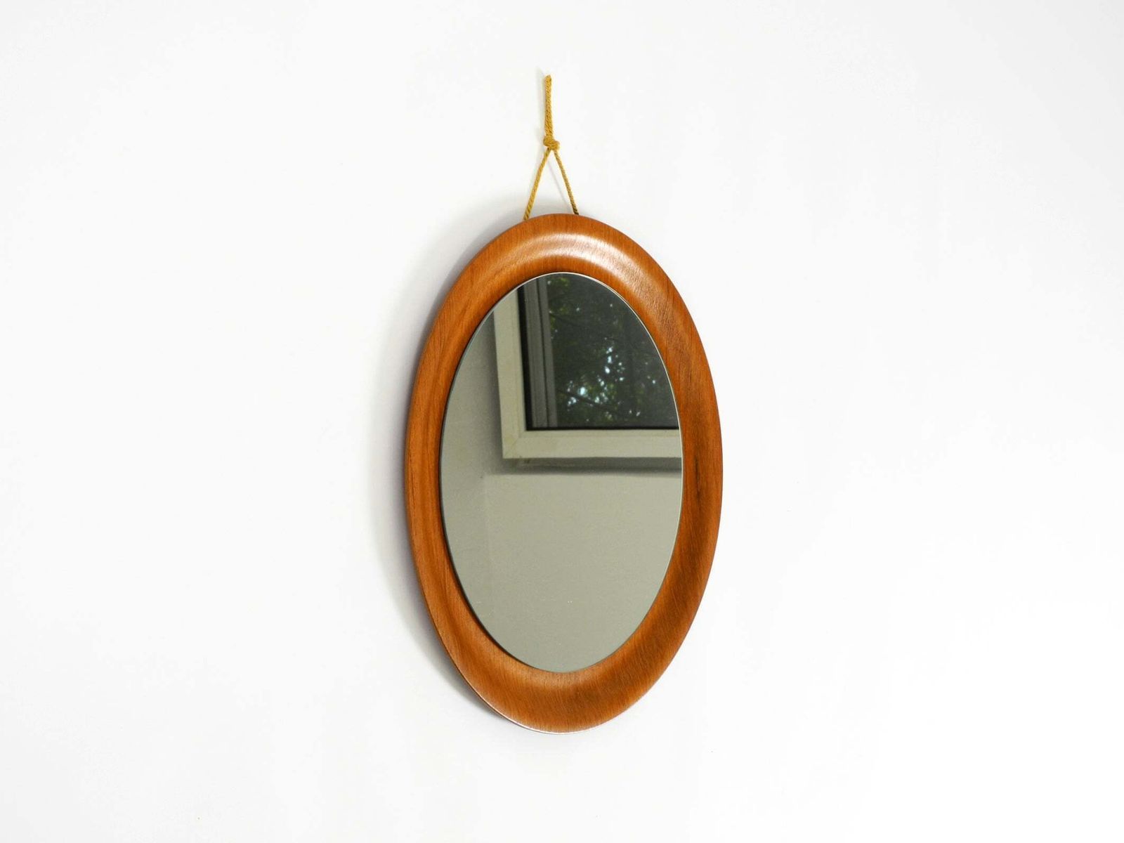 Ronde Mid-Century Teakhouten Wandspiegel van Ary Fanerprodukter Nybro Sweden photo furniture