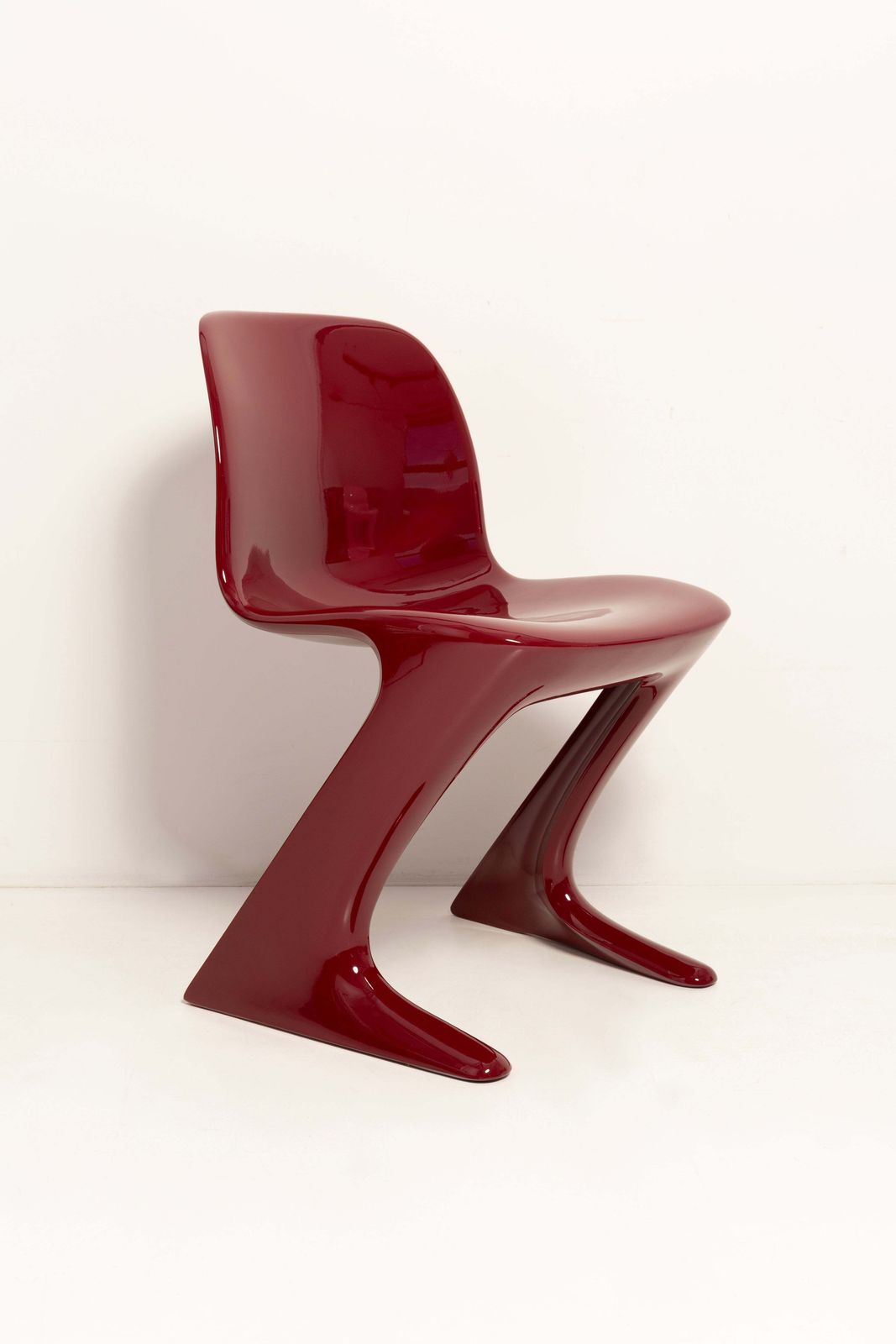 Vijf Rode Wijn Bordeauxrode Kangaroo Stoelen Ontworpen Door Ernst Moeckl, Duitsland, 1968 photo furniture