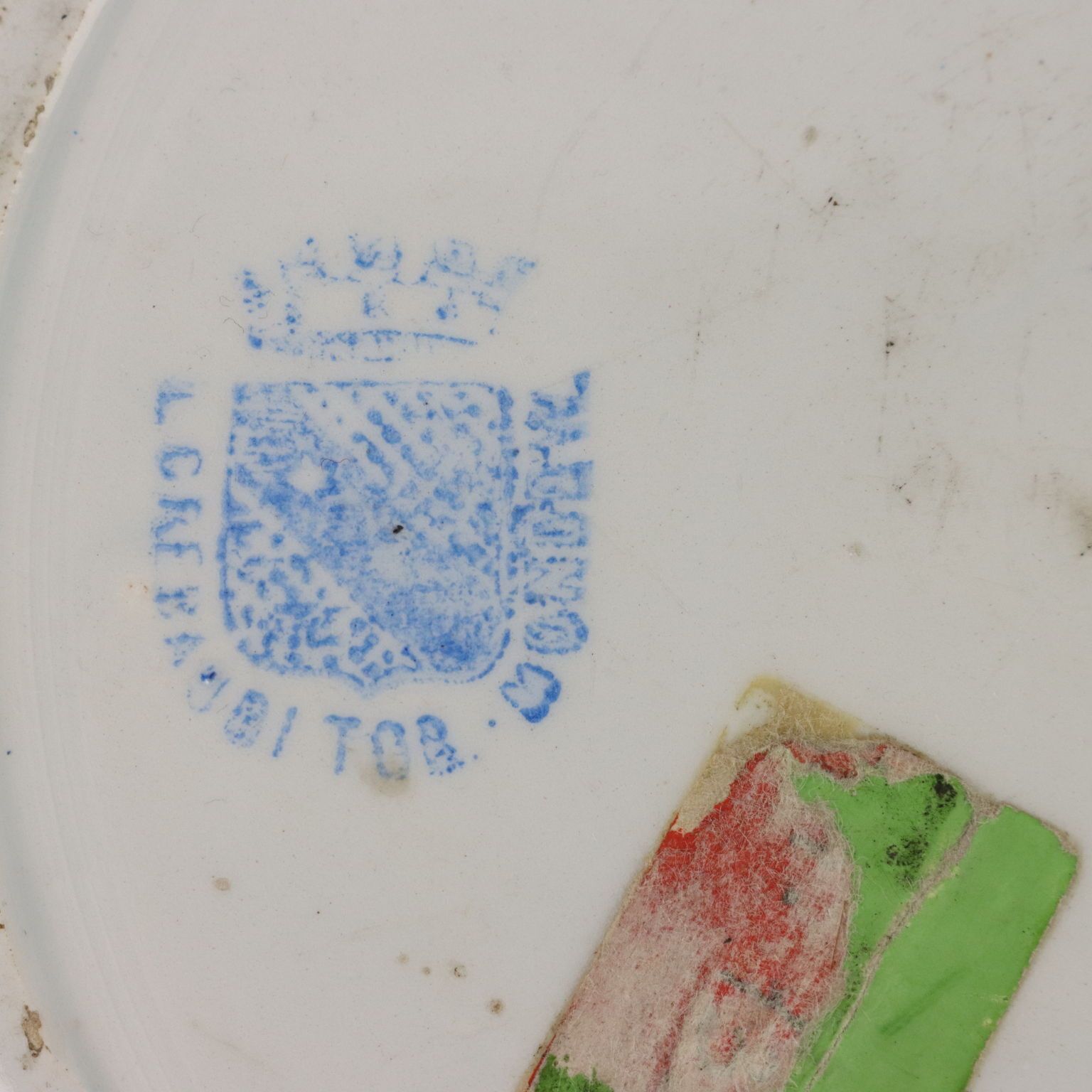 Antiek keramisch bord, Venetiaanse fabrikant, 19e eeuw photo vinterior