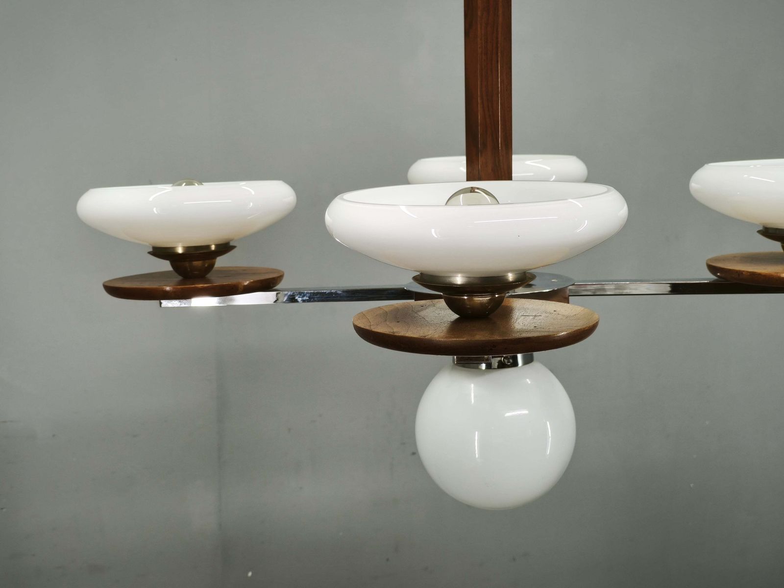 Tsjechische art deco hanglamp van walnoot, chroom en opalineglas, jaren 1930 photo vinterior