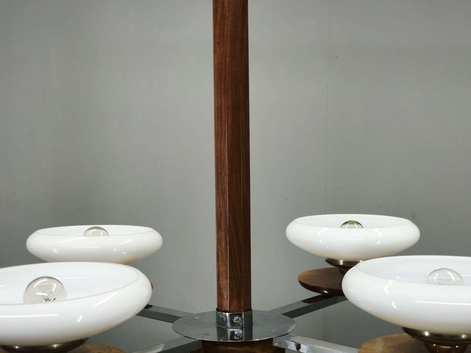 photo furniture Tsjechische art deco hanglamp van walnoot, chroom en opalineglas, jaren 1930