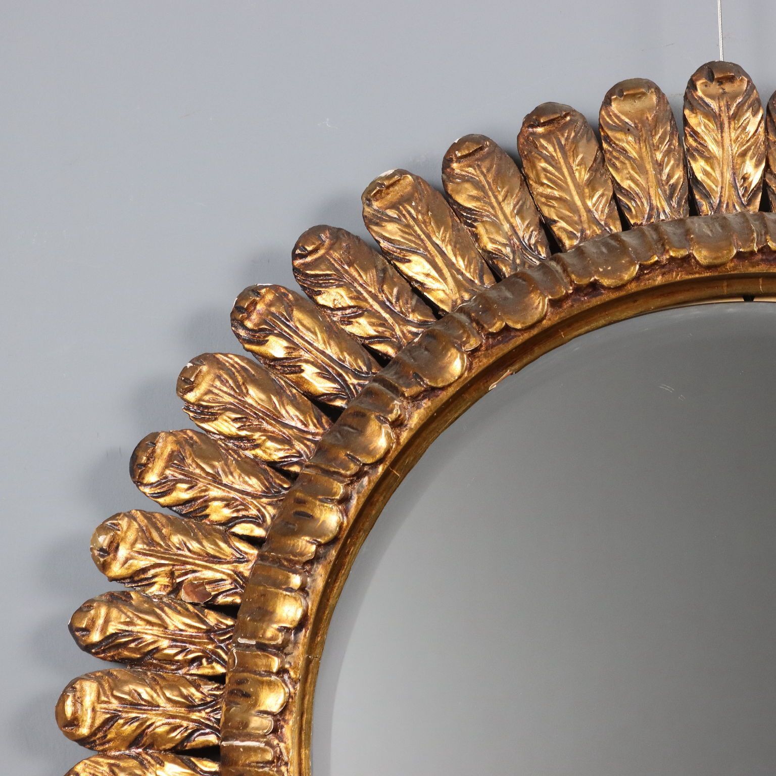 Miroir rond d'époque en bois sculpté, Italie, début du XXe siècle photo 790.0