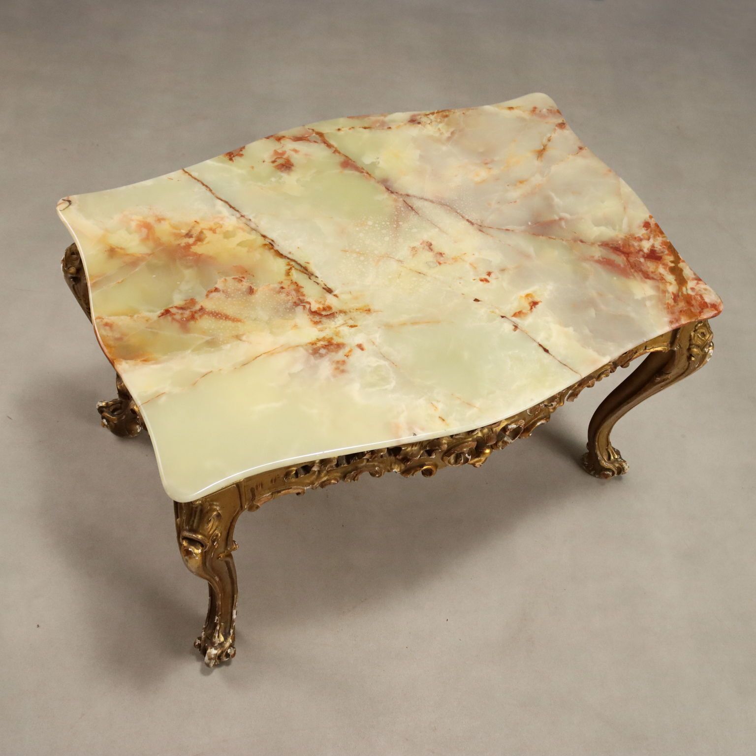 Petite table de style baroque, plateau en albâtre, XXe siècle photo vinterior