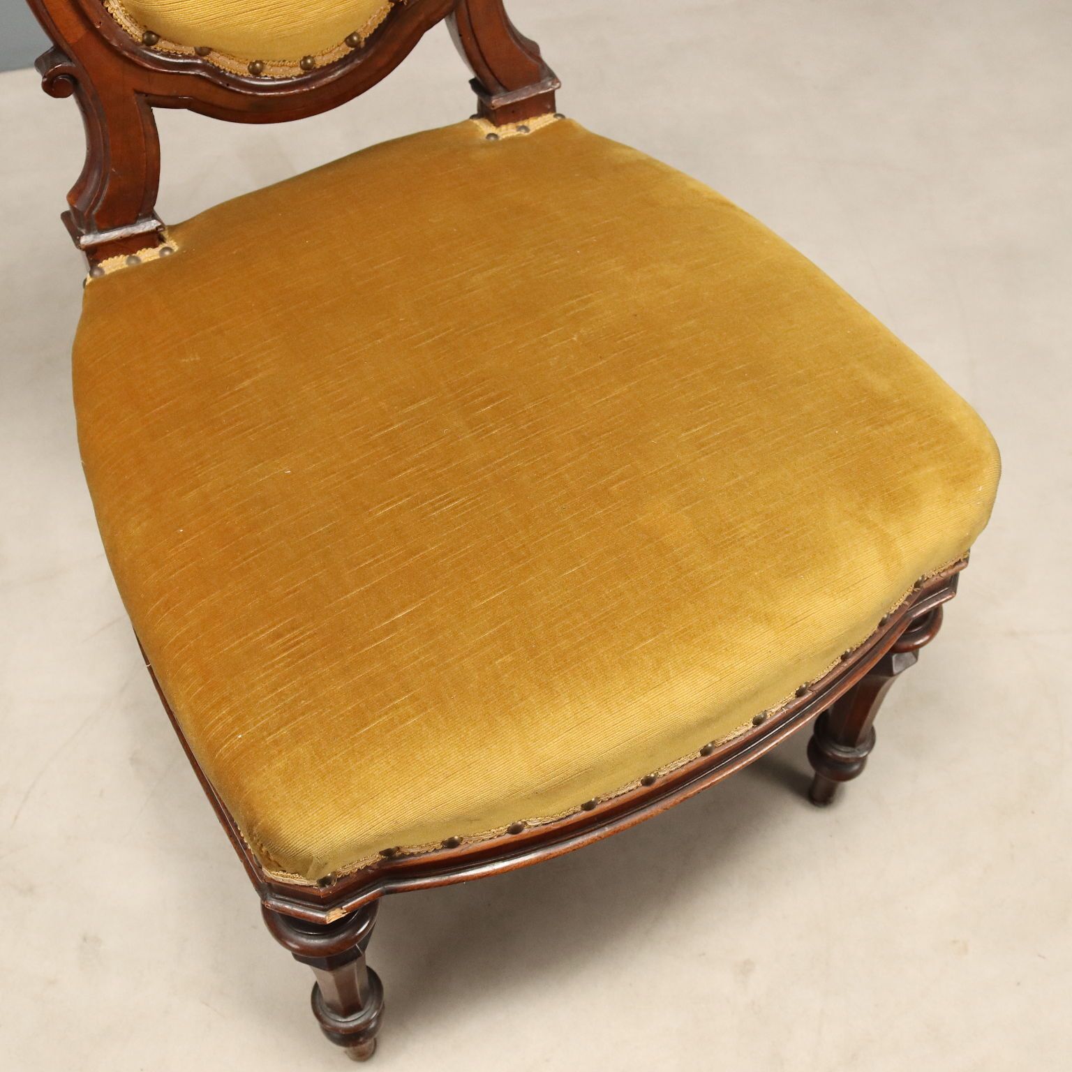 photo furniture Antique Chairs Umbertino Walnut Carvings Italy XIX Century