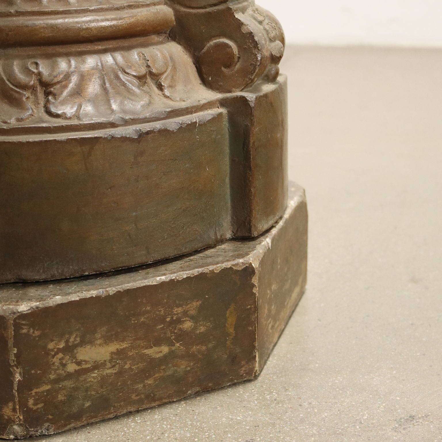photo furniture Antique Column Classic Style Terracotta Italy XIX Century