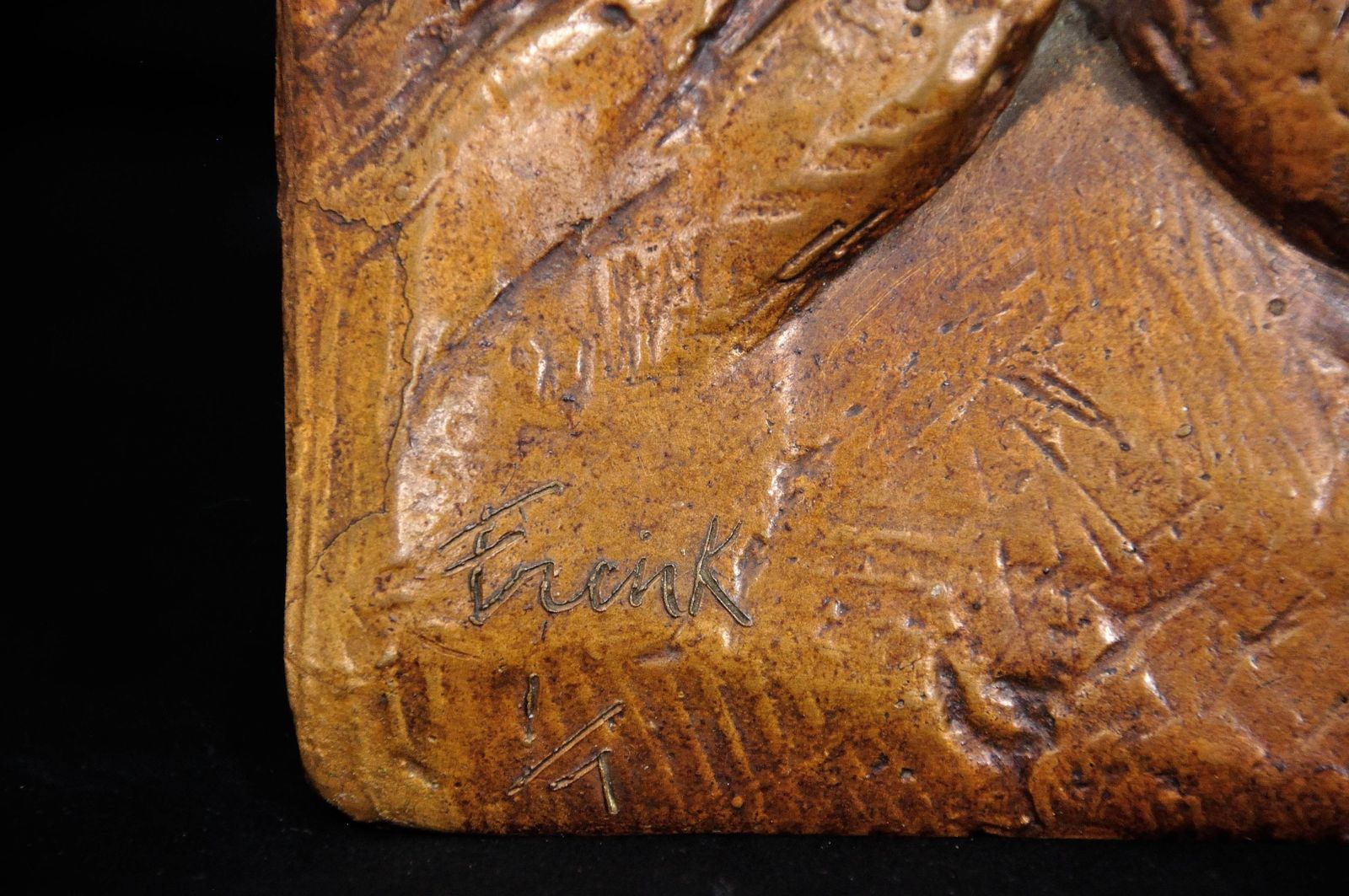 Dame Elisabeth Frink 1930 tot 1993. Bronzen maquette, Man and Eagle. Genummerd 1/7. Ontworpen en vervaardigd in 1967. Opgenomen in de Catalogue Raisonné. photo furniture