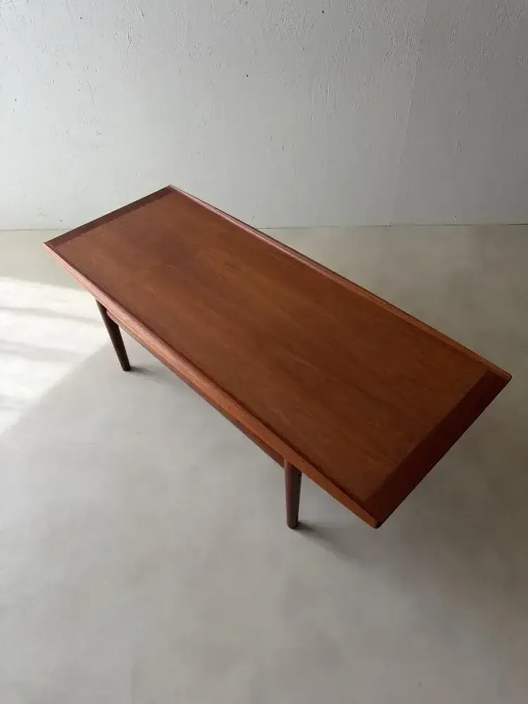 Grete Jalk Teak Salontafel Glostrup Møbelfabrik ca. jaren 1960 photo for sale