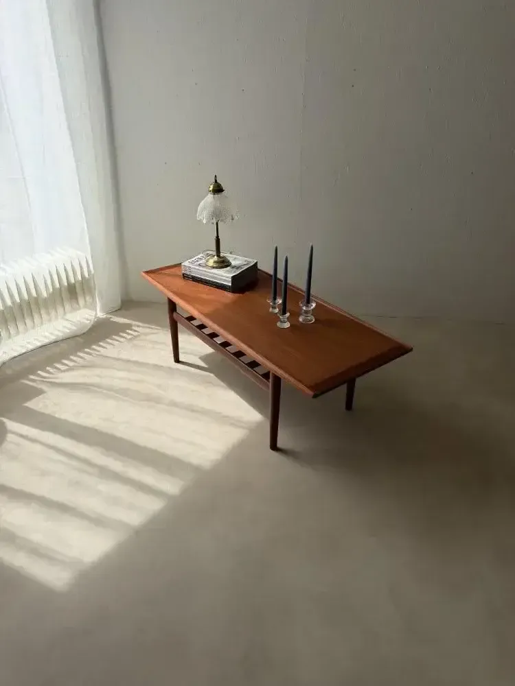 photo buy Grete Jalk Teak Salontafel Glostrup Møbelfabrik ca. jaren 1960