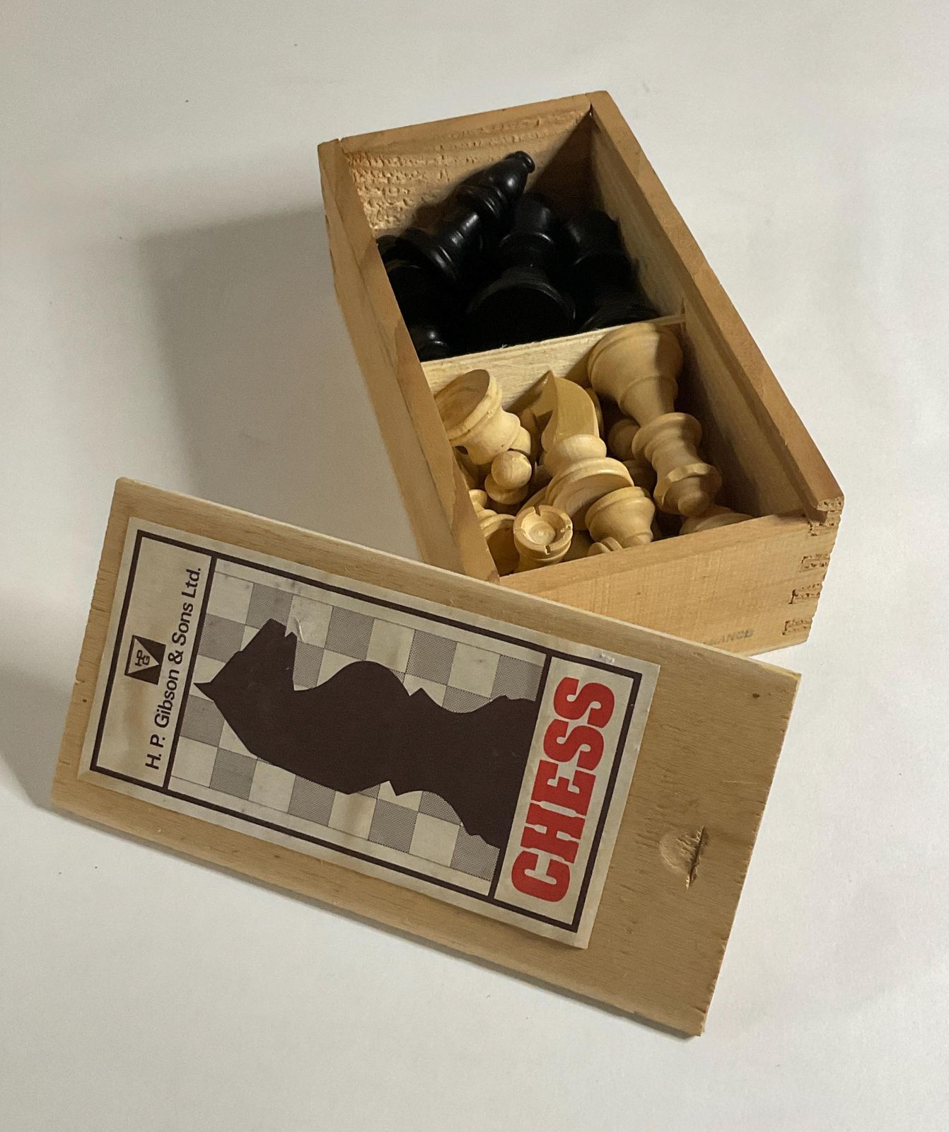 Chess Set In Original Box, Unused Condition, Mid Century, By H.P. Gibson & Sons photo 55.0