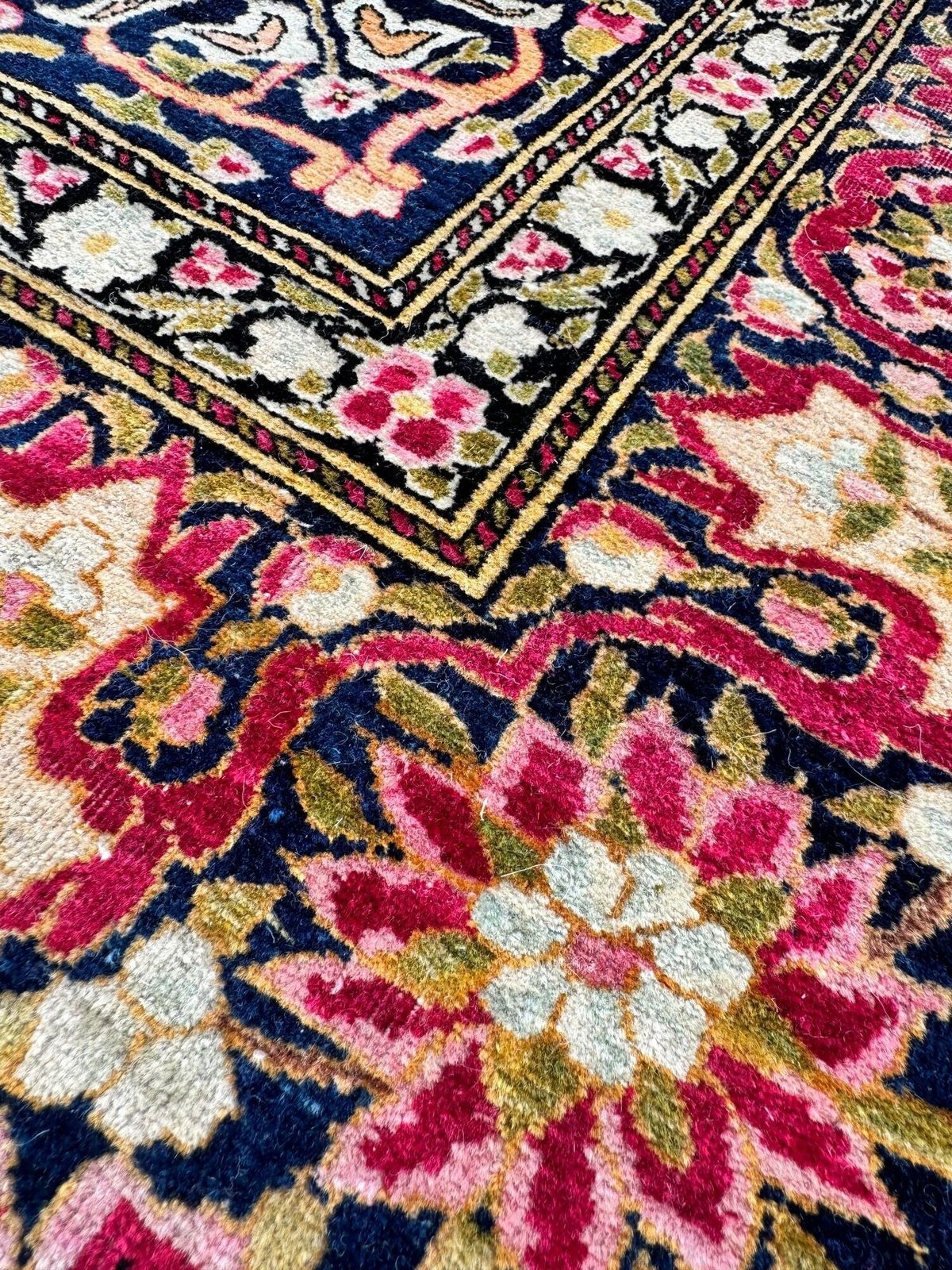 photo furniture Antique Isfahan Rug 2.09m X 1.39m