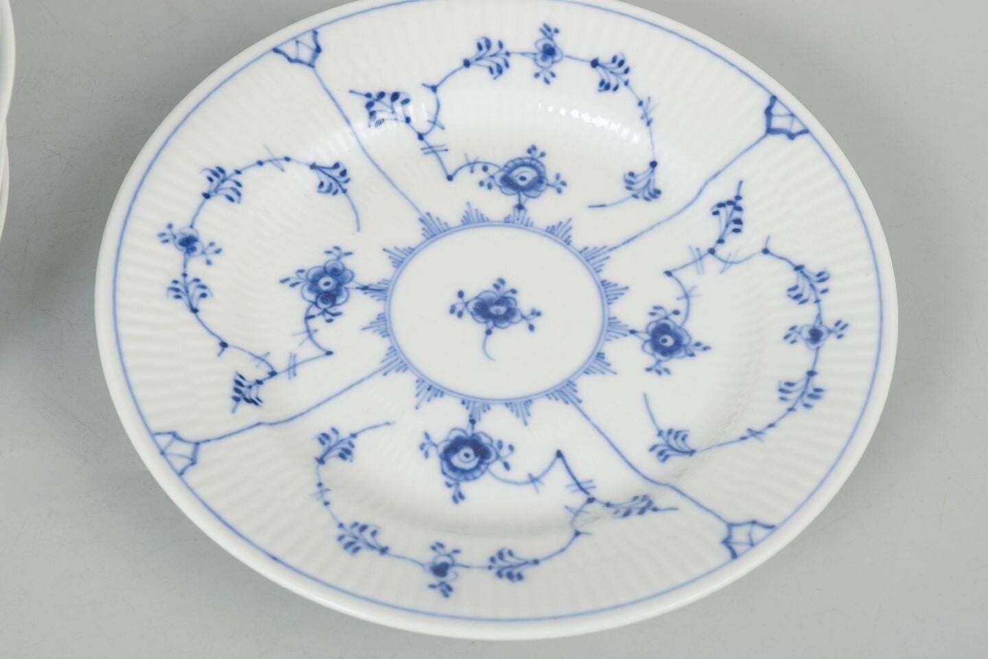 Royal Copenhagen, Blue Fluted Plain. Set Of Eleven Side Dishes In Porcelain. photo for sale
