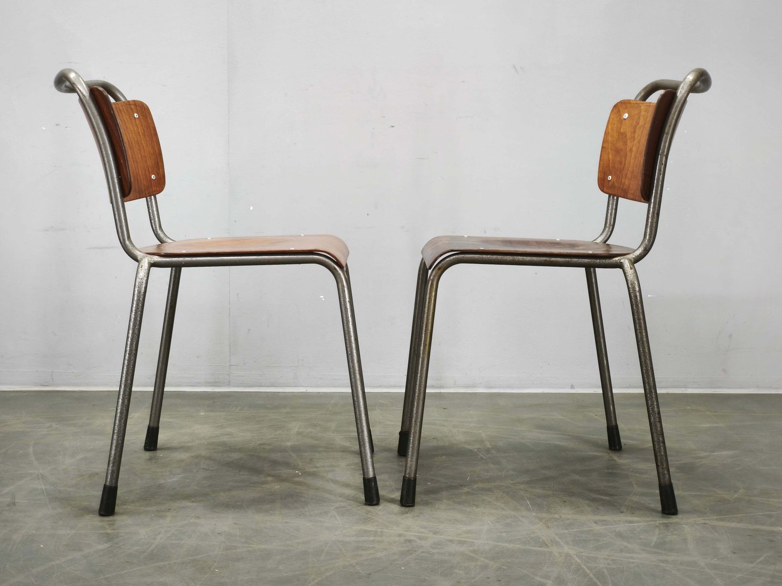 Set Of 6 Gispen 106 Dutch Industrial Plywood Chairs, 1960s photo Furniture