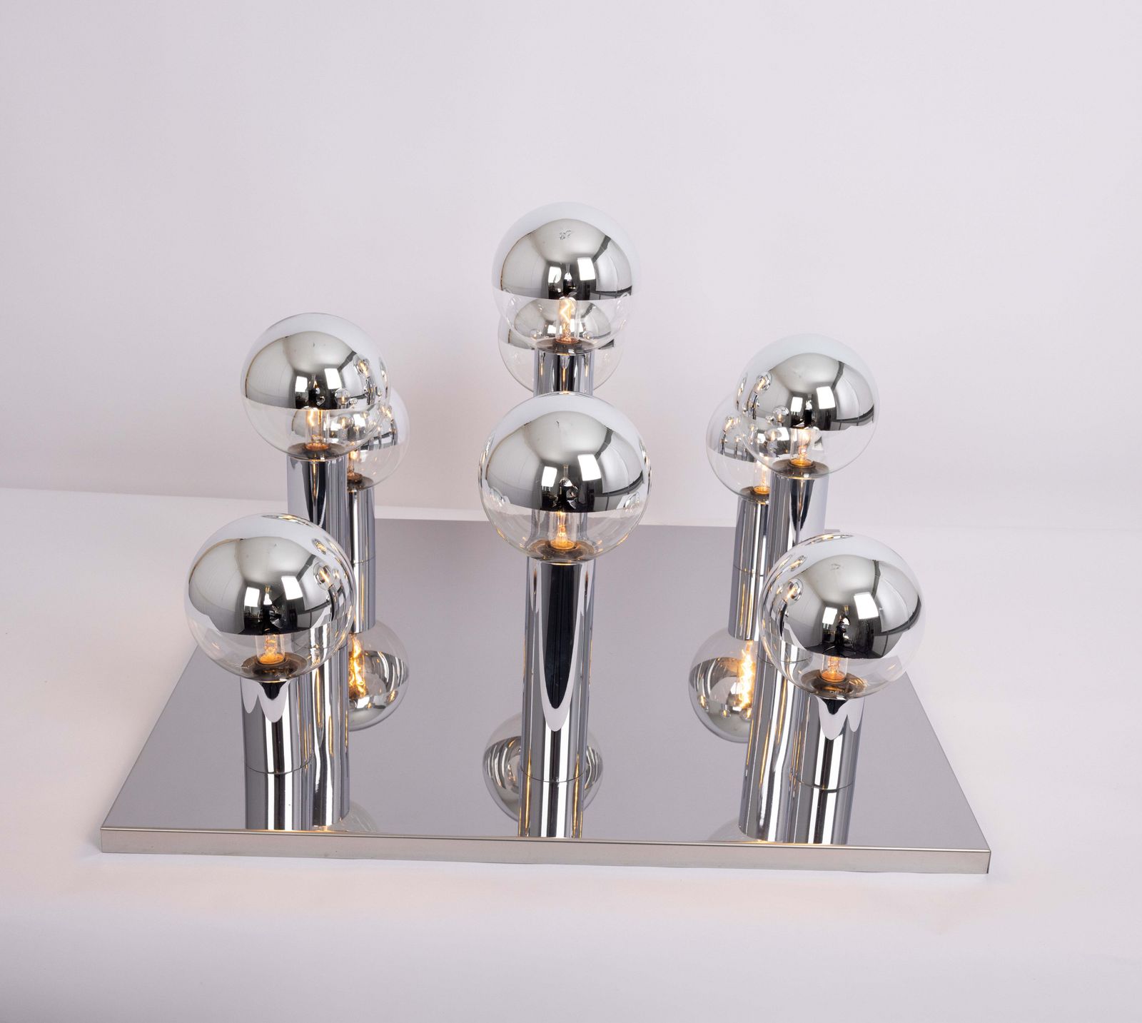3768.0 2 X Large Flushmount, Design Motoko Ishii, Chrome en Perlmut, Staff, jaren 1970 photo